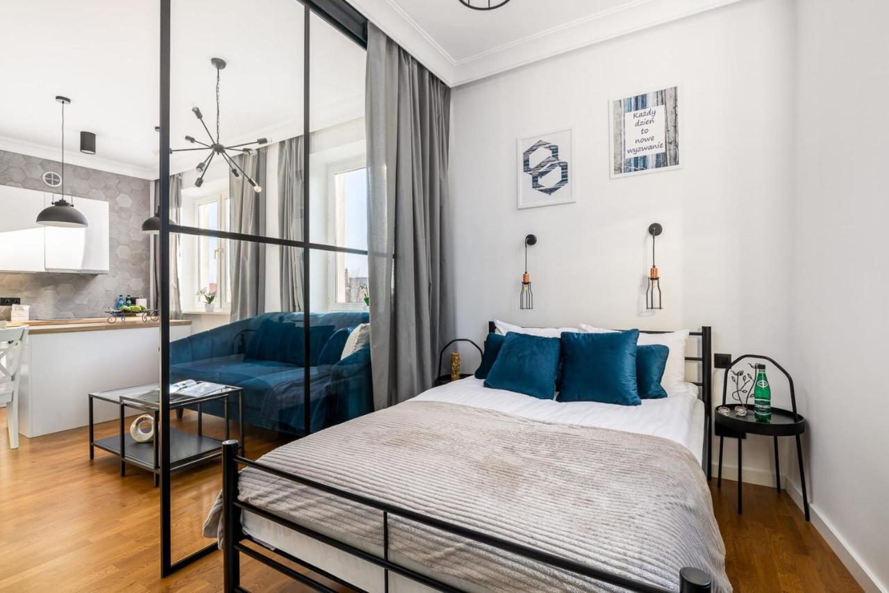 Rent Like - Nowiniarska 8 *